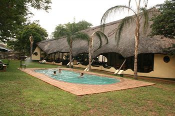 Adventure Lodge Victoria Falls Exterior photo